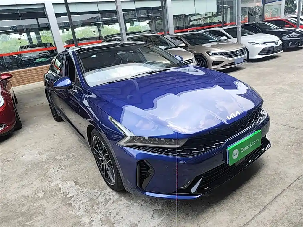 Kia K5 380 T GT-Line Flagship