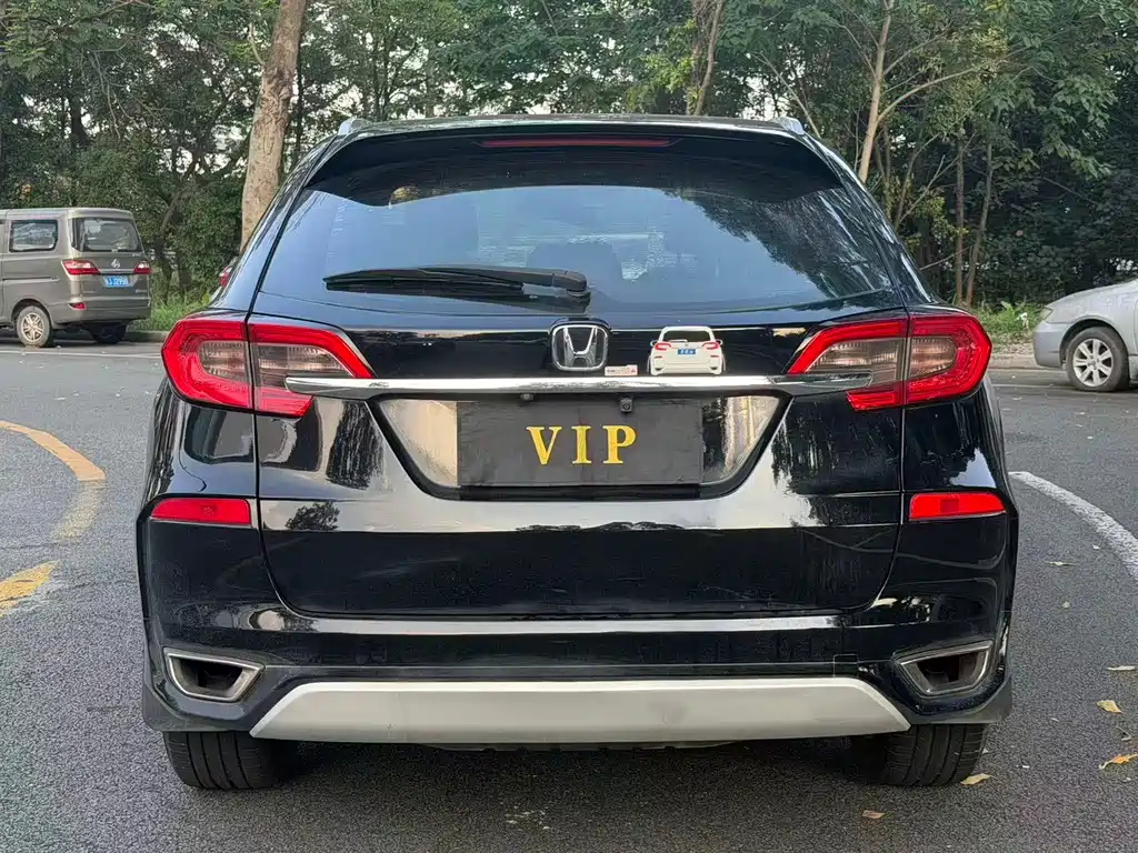 Avancier 240 TURBO 2 WD Luxury
