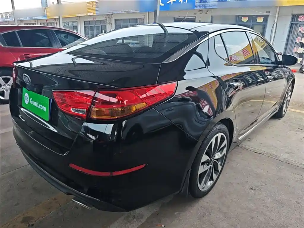 Kia K5 2.0 L Auto Luxury
