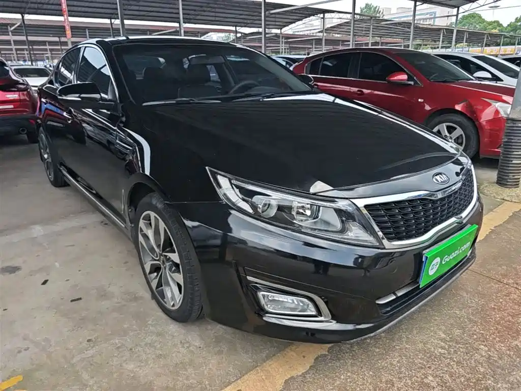 Kia K5 2.0 L Auto Luxury