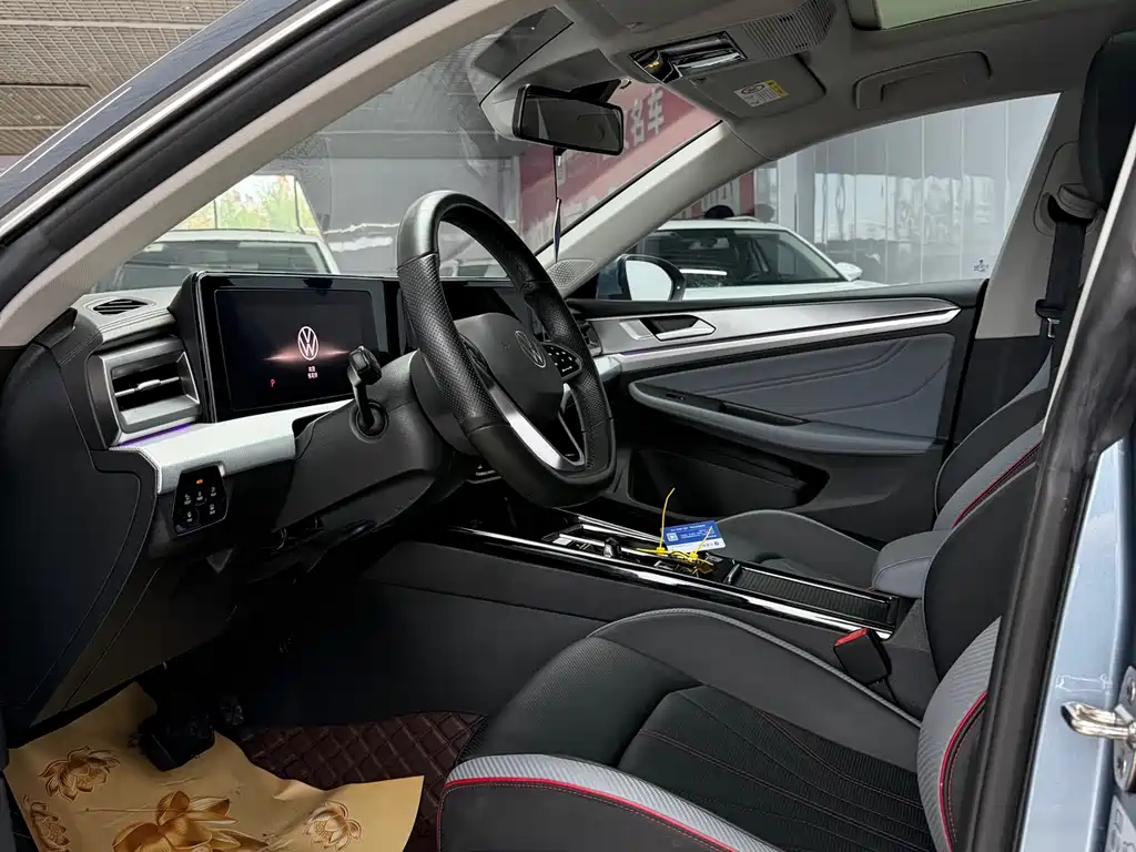 Lamando Lamando L 280 TSI DSG Spicy Cool