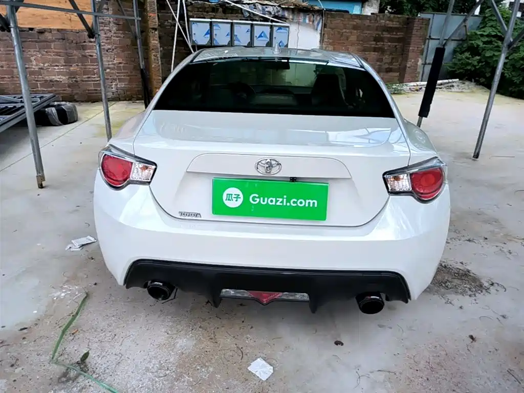 Toyota 86 2.0 L Auto Luxury