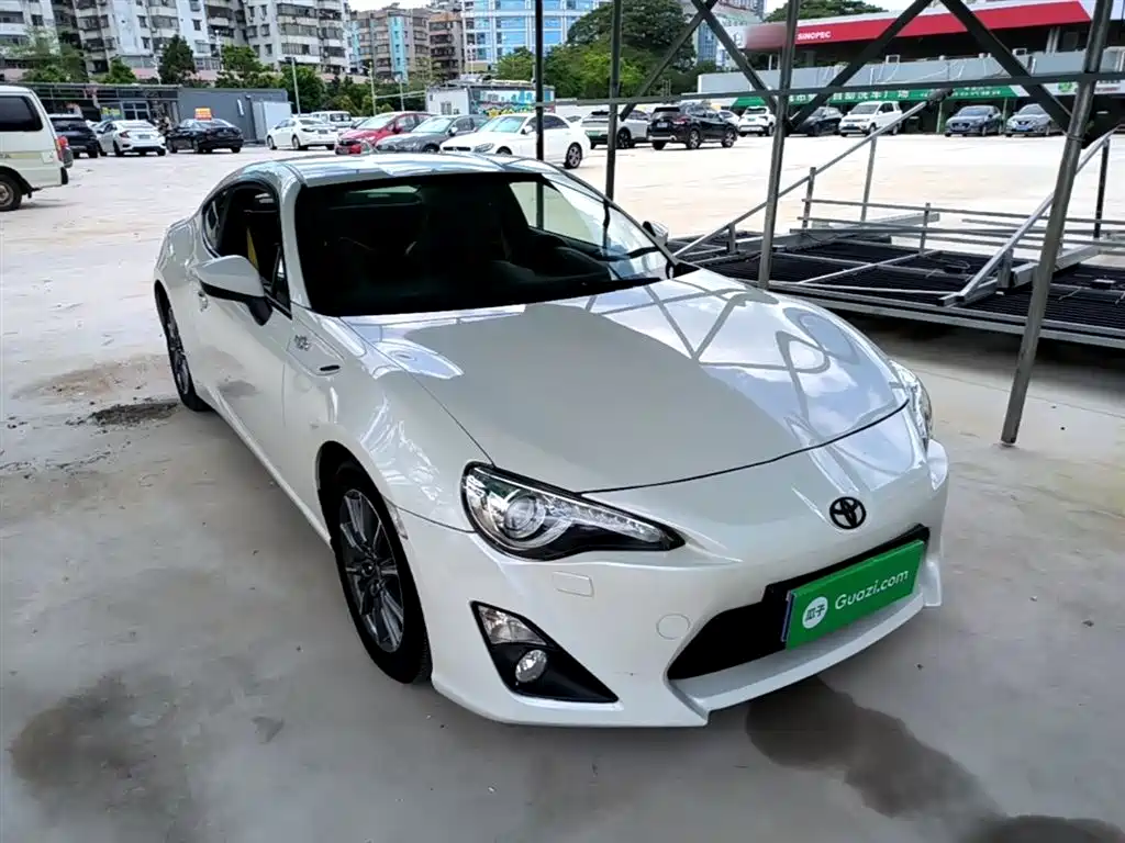 Toyota 86 2.0 L Auto Luxury