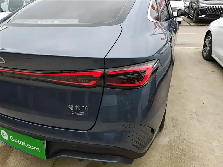 BYD Seal 06 DM-i 120 KM Honored