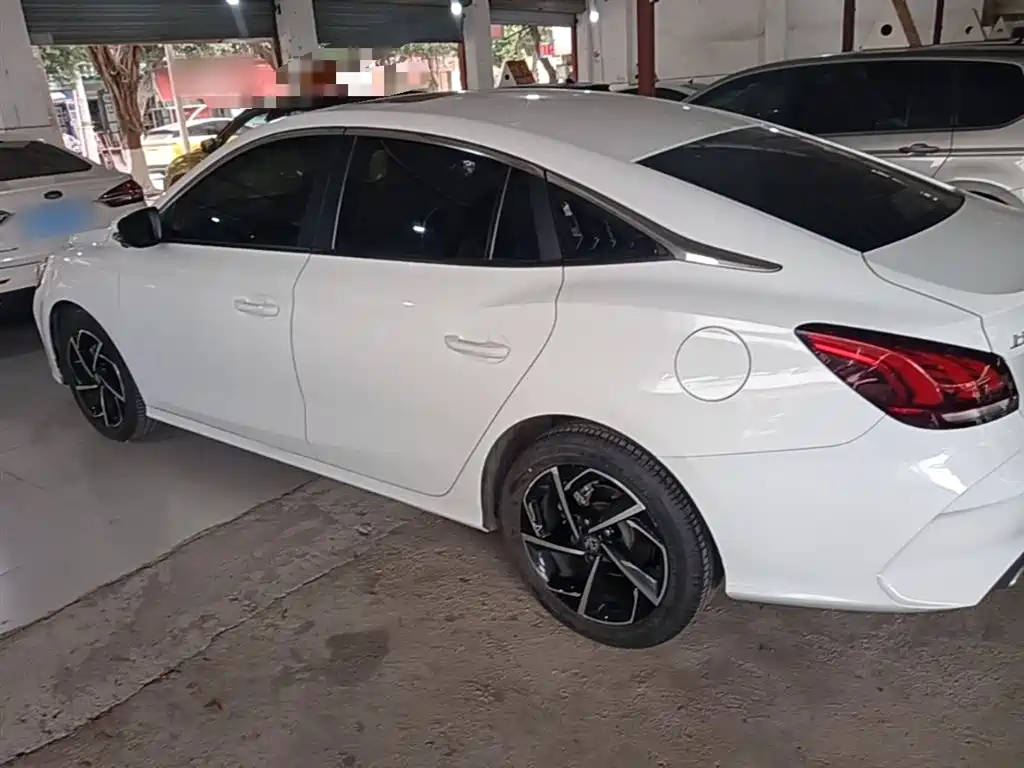 MG5 Facelift 300 TGI DCT Youth Luxury Grand Enjoyment