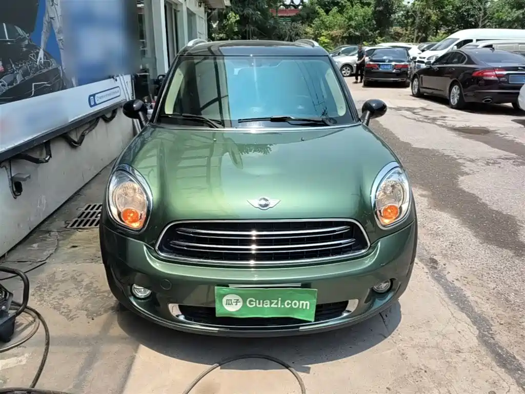 MINI COUNTRYMAN 1.6 L COOPER Fun
