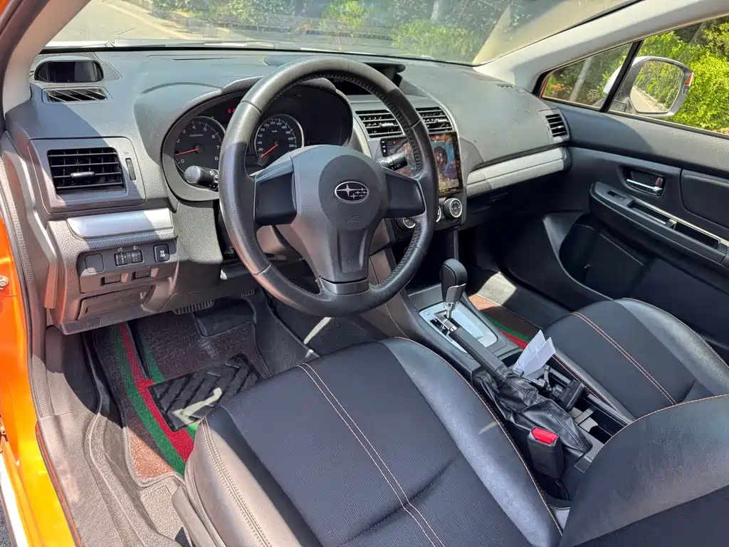 Subaru XV 2.0 i Luxury Navigation