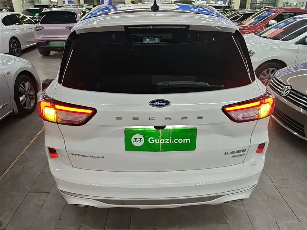 Escape EcoBoost 245 4 WD Excellence Enjoyment