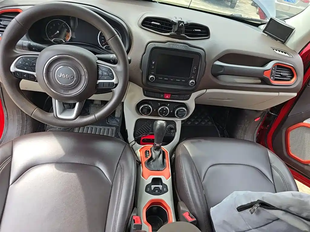 Renegade 1.4 T Auto Power Energy+