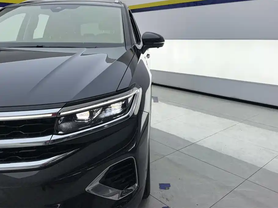 Talagon 380 TSI 4 WD Luxury Premium Realm Pro