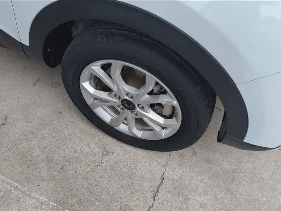 Haval H2 s 哈弗H2 s 2018款 红标 1.5 T 双离合豪华型