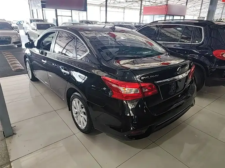 Nissan Sylphy 1.6 XV CVT Premium