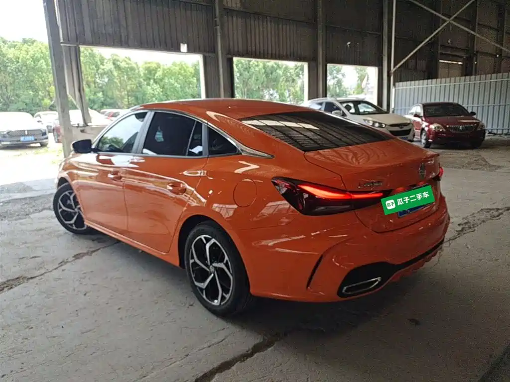 MG5 MG5 2026款 300 DTGI 全球旗舰MAX版
