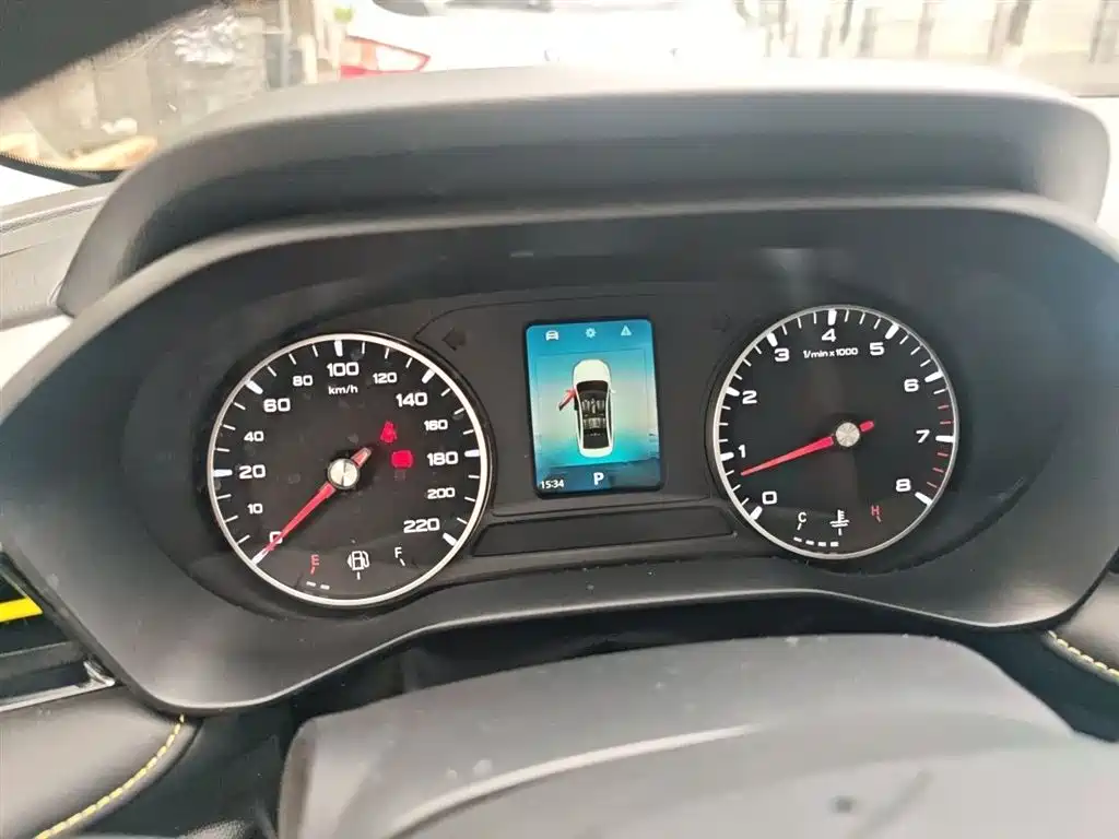 Roewe i5 1.5 L CVT Platinum