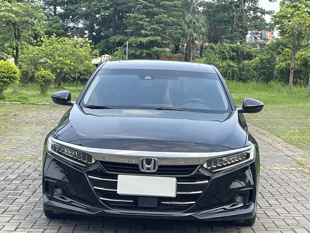 Accord Sharp· Hybrid 2.0 L Sharp Leading
