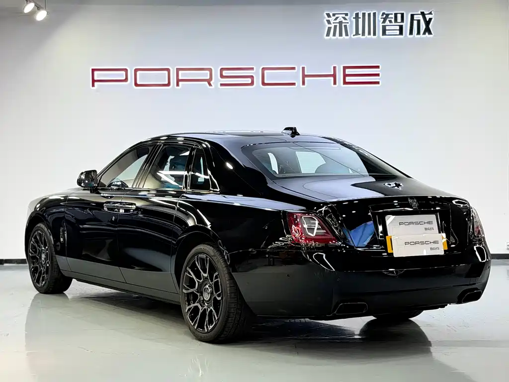Ghost 6.7 T Black Badge