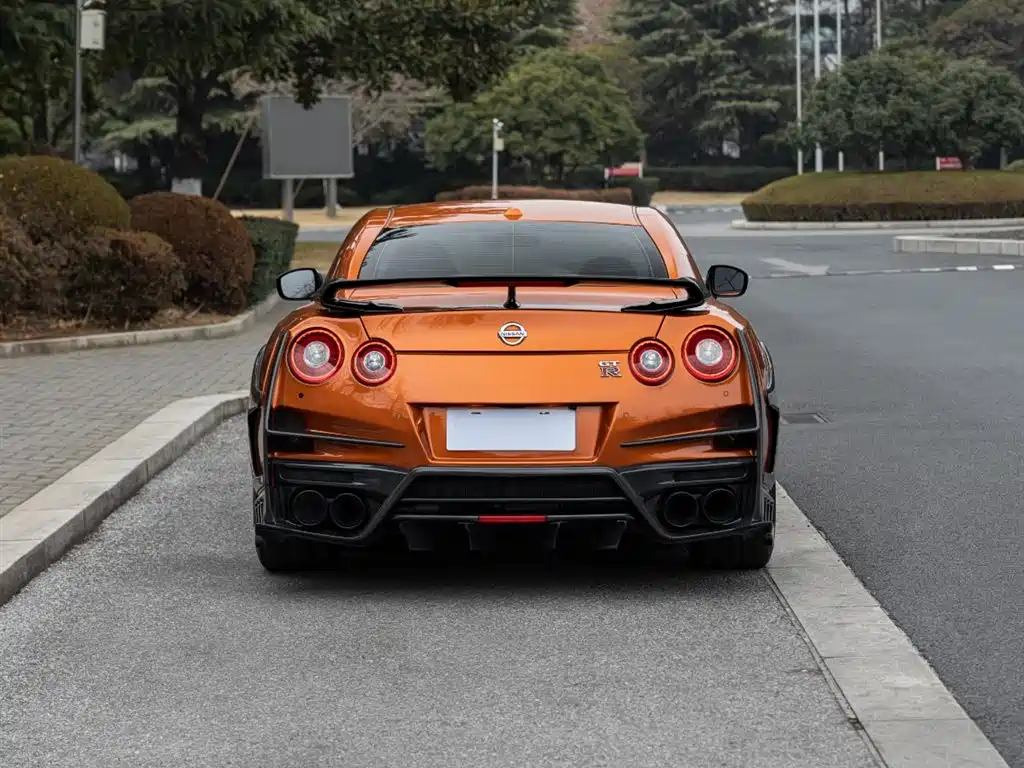 Nissan GT-R 3.8 T Flagship