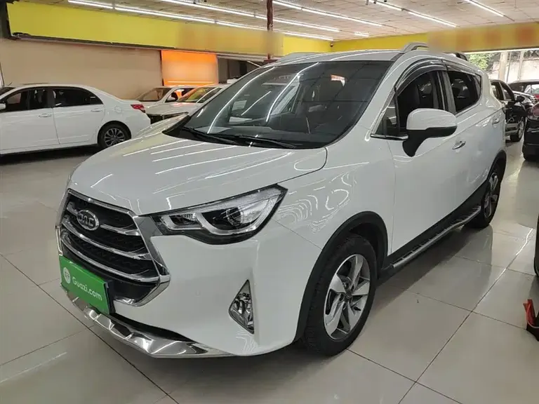 JAC Refine S3 1.6 L CVT Luxury Smart