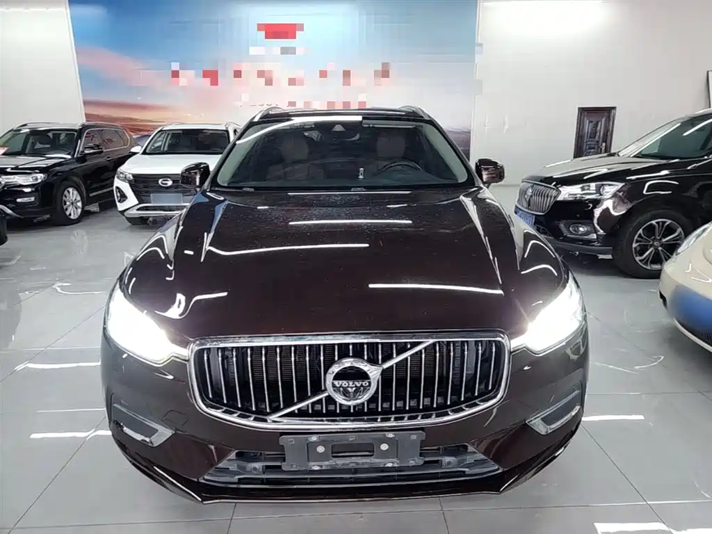 Volvo XC60 T5 4 WD Smart Grace Luxury