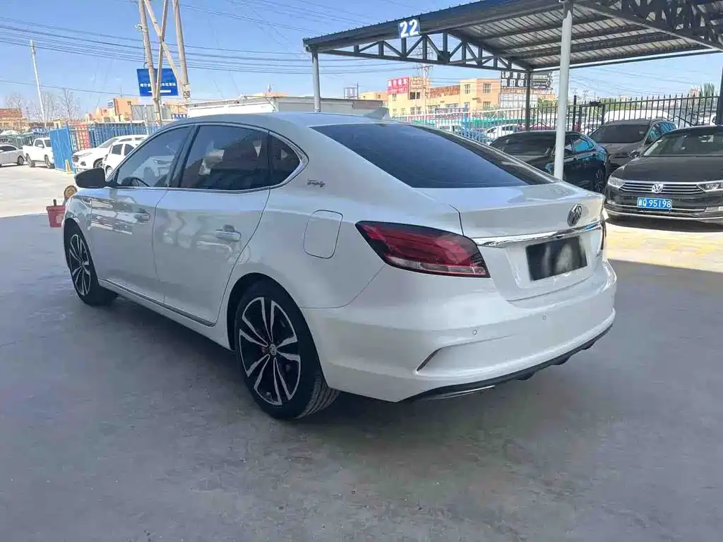 MG6 20 T Auto Trophy Premium Internet CN-V