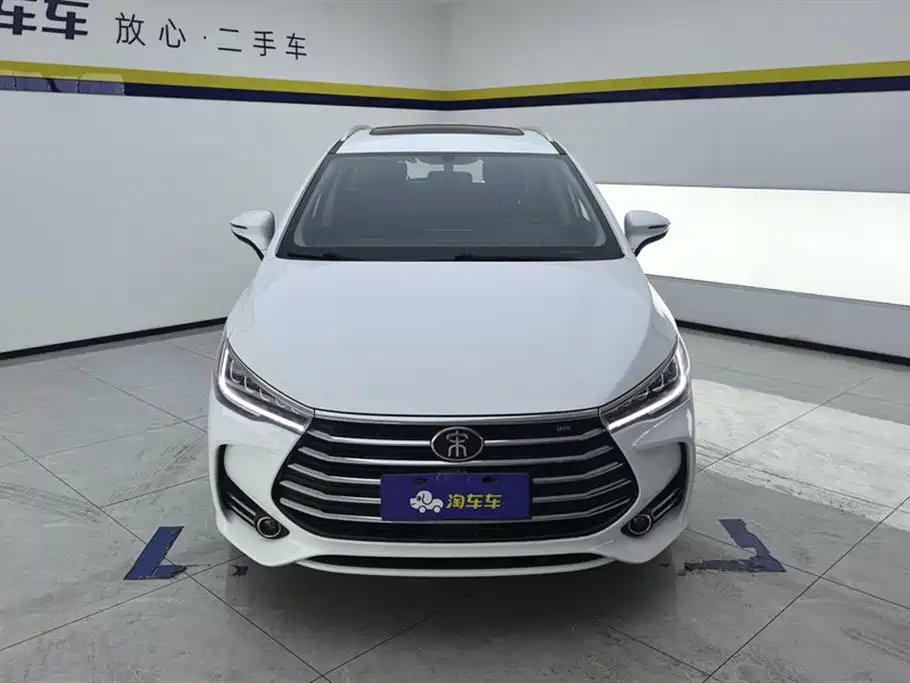 Song MAX 1.5 T Auto Connected Wise Comfort Sunroof 6-seat CN-VI