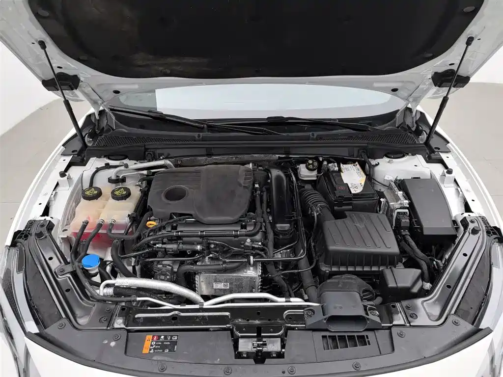 MG7 1.5 T DCT Supreme Beauty Luxury