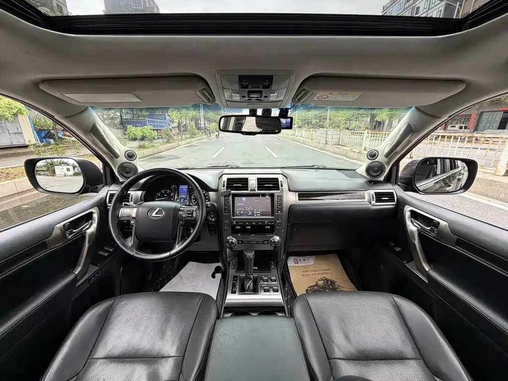 Lexus GX 400 Luxury