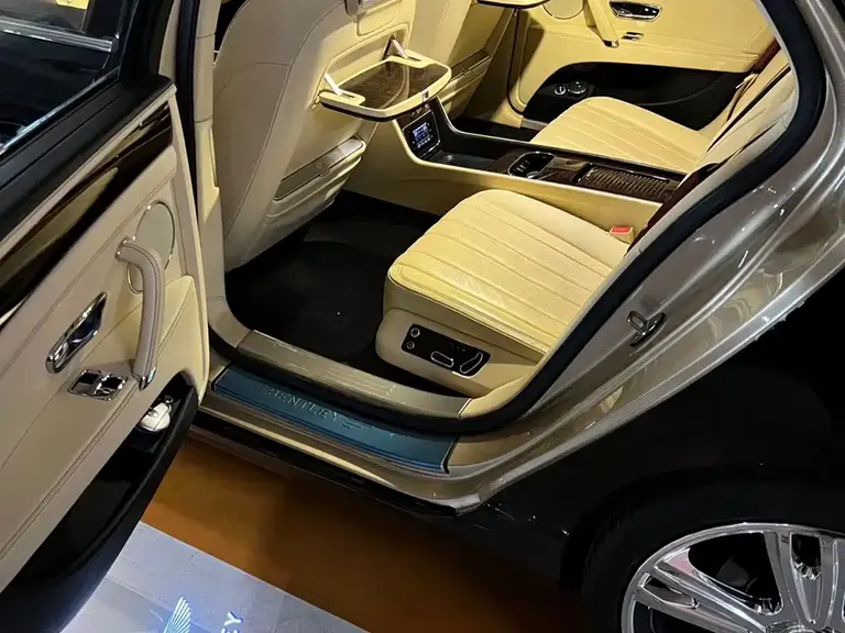 Bentley Flying Spur 4.0 T V8 Distinguished