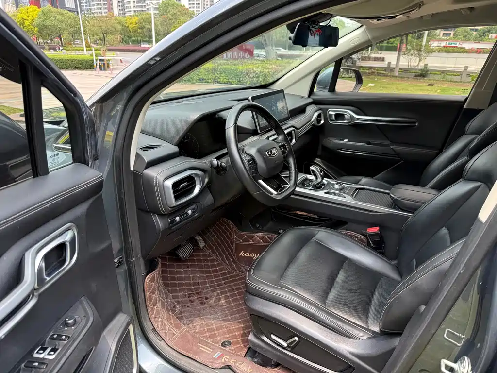 Haoyue 1.8 TD DCT Flagship 7-seat