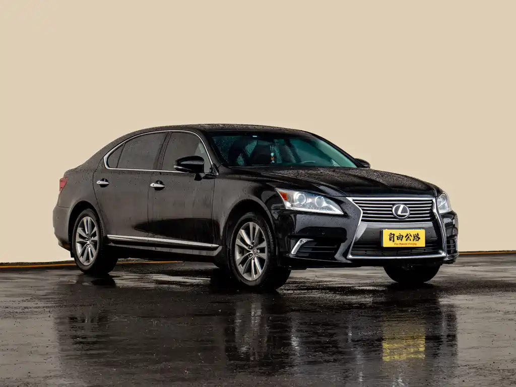 Lexus LS 460 L