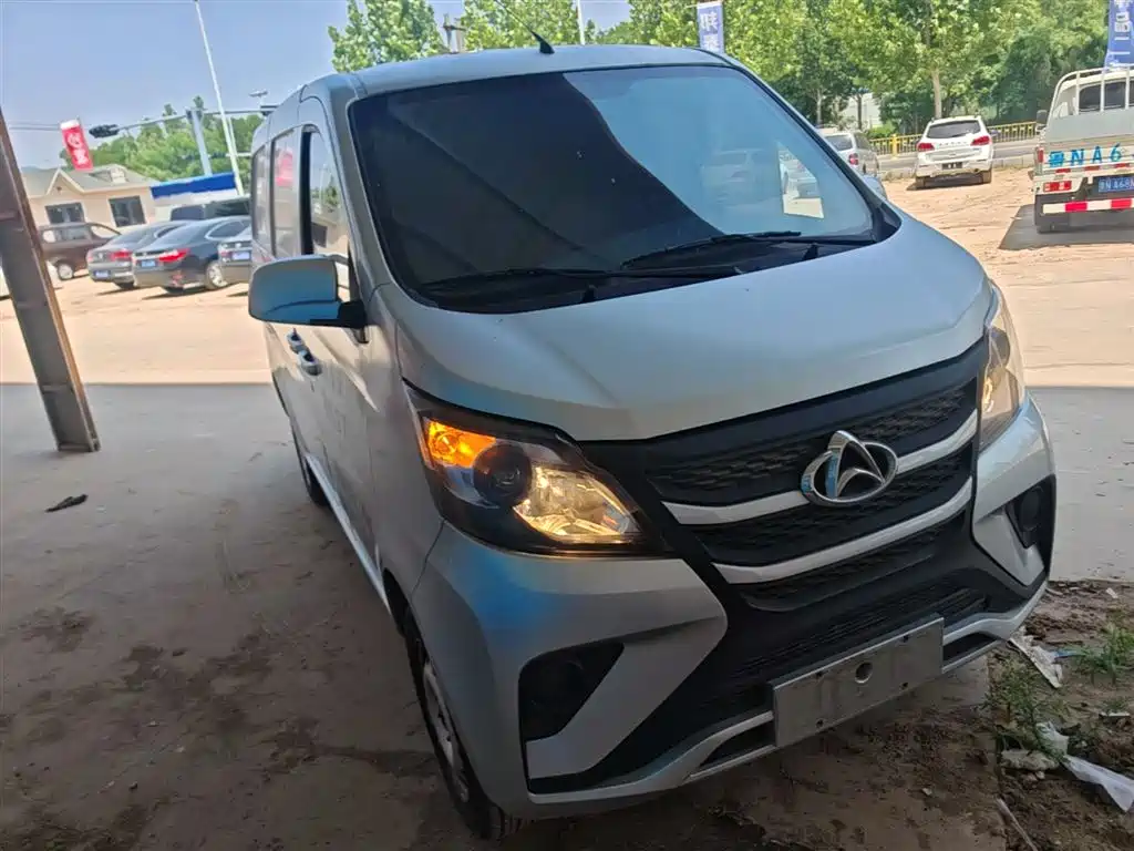 Changan Star 5 1.4 L Classic Van JL473 Q3