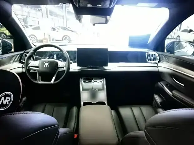BYD Song Pro NEV 2 nd Gen Smart Drive DM-i 75 KM Leading