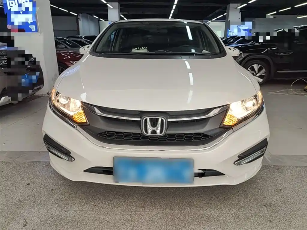 Jade 1.8 L Auto Comfort