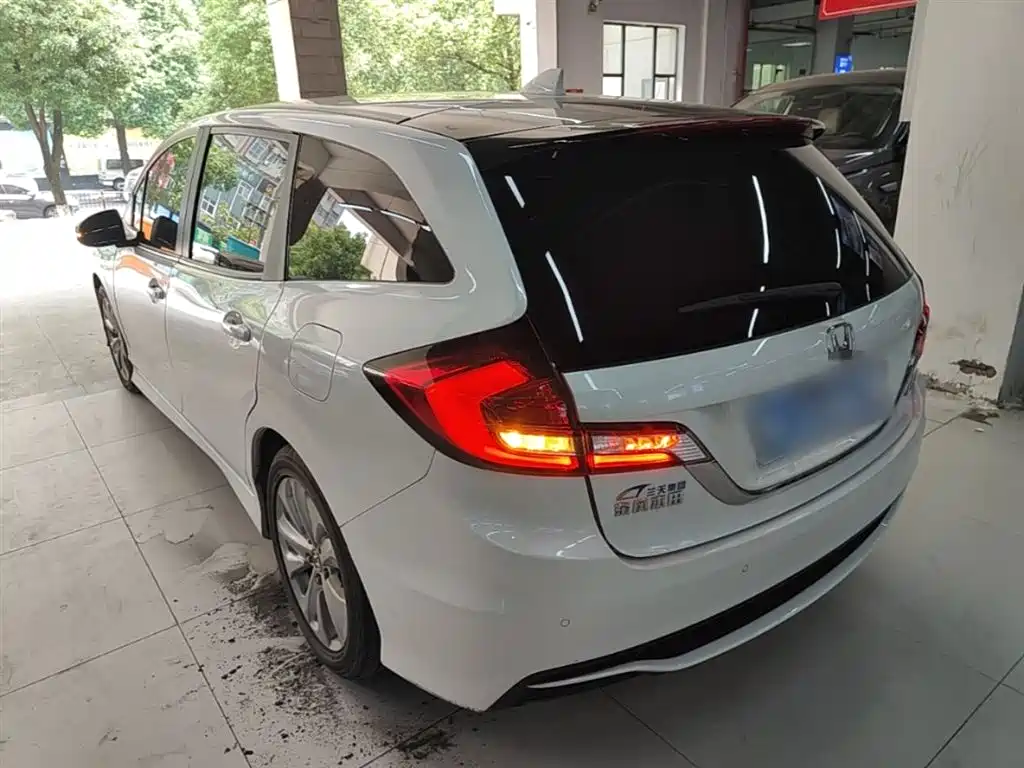 Jade 1.8 L Auto Comfort