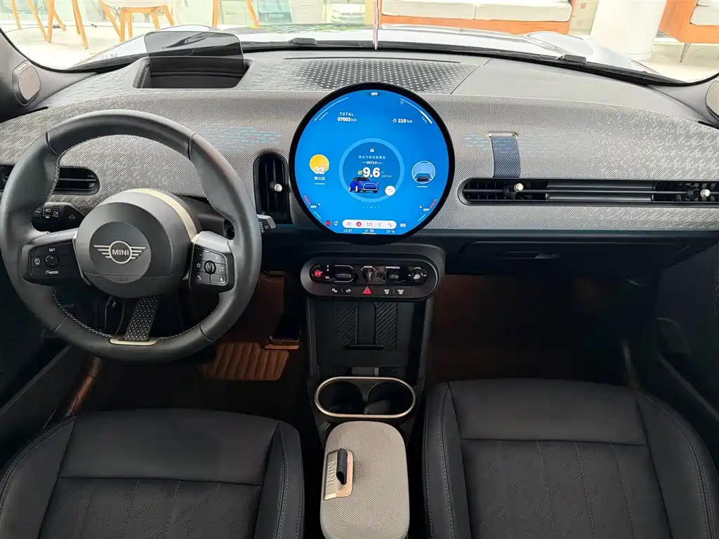 MINI 2.0 T COOPER S Artist 5-door