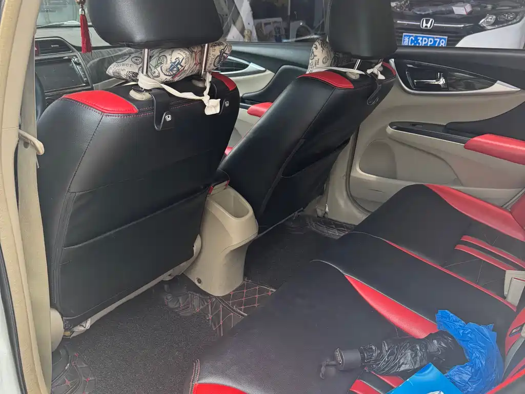 Crider 1.8 L Auto Limited