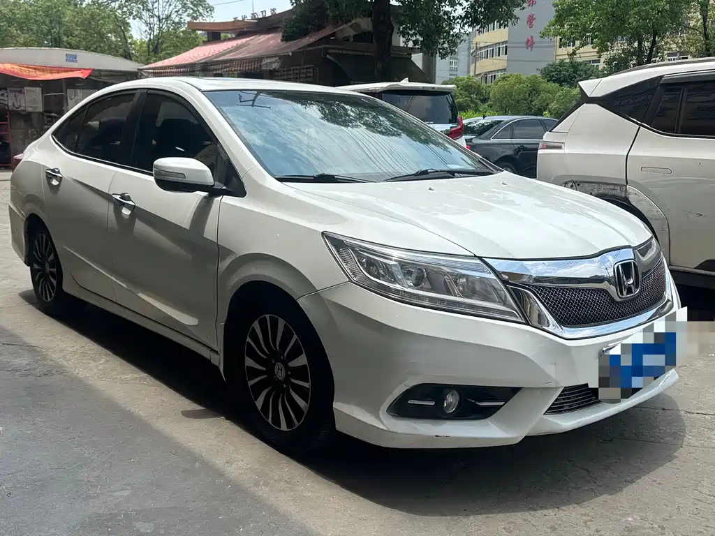 Crider 1.8 L Auto Limited
