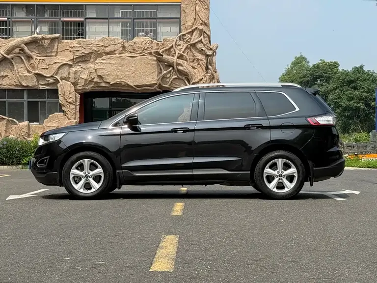 Ford Edge 2.0 T GTDi 2 WD Elite Sharp