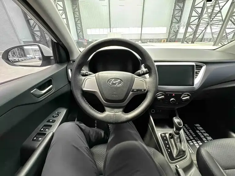 Hyundai Verna 1.4 L Auto Cool GLS