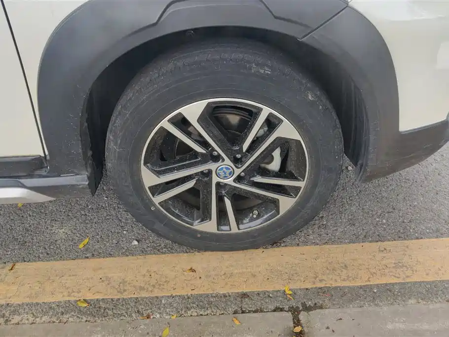 Venucia T70 启辰T70 2019款 2.0 L CVT睿享运动版 国V