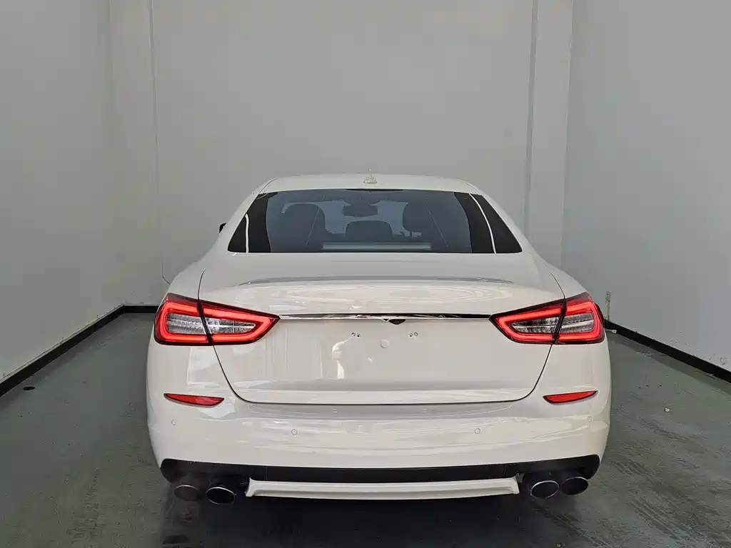 Quattroporte 3.0 T Standard