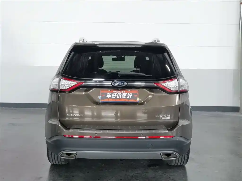 Edge EcoBoost 245 2 WD Grand Sharp 7-seat CN-V