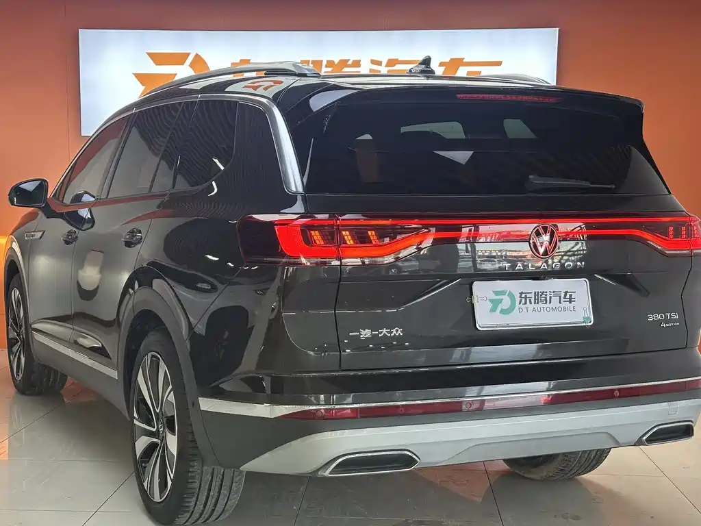 Talagon 380 TSI 4 WD Luxury Premium Realm Pro 6-seat