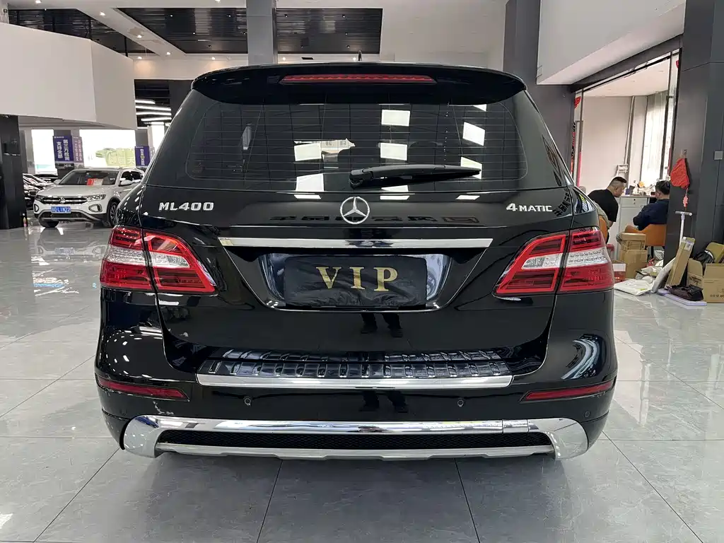 Mercedes-Benz M-Class ML 320 4 MATIC