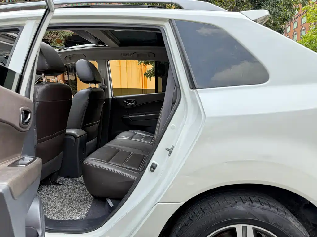 Koleos (Import) 2.5 L 4 WD Comfort