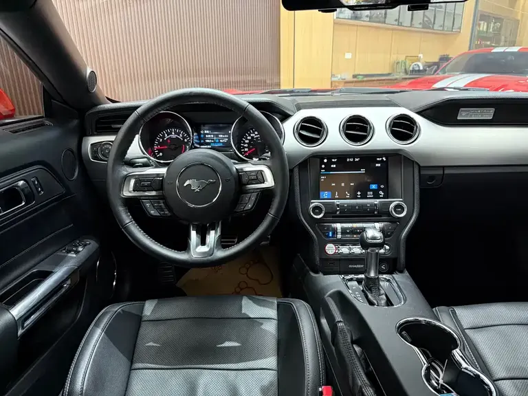 Ford Mustang 2.3 T Performance