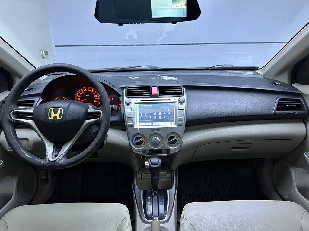 City Classic 1.5 L Auto Elite