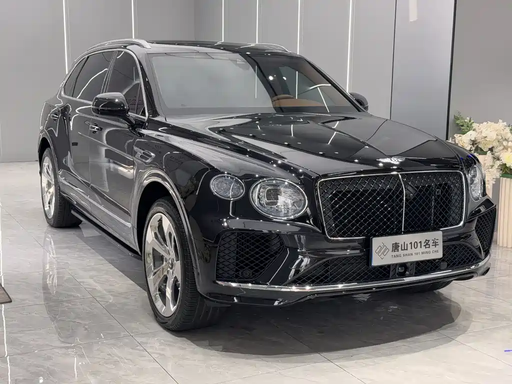 Bentayga 4.0 T V8 LWB Range