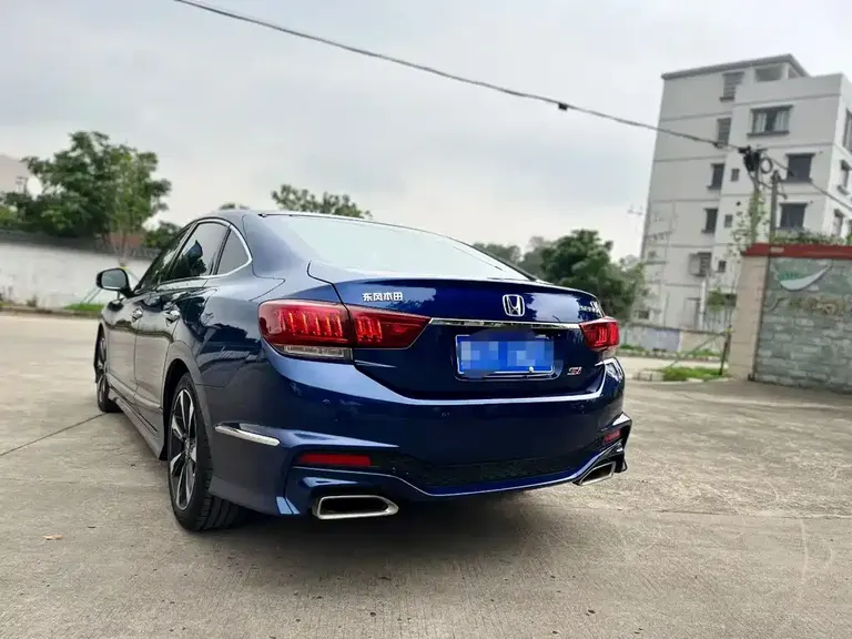 Honda Spirior 2.4 L Si