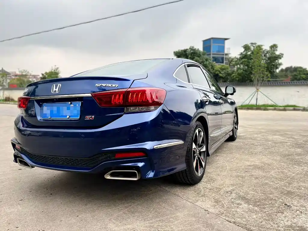 Spirior 2.4 L Si